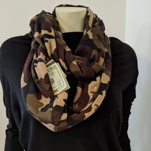 Brand New Camo Infinity Secret Pocket Scarf